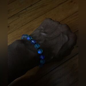 Men’s Matte Aurora Mermaid Bead Bracelet 💙